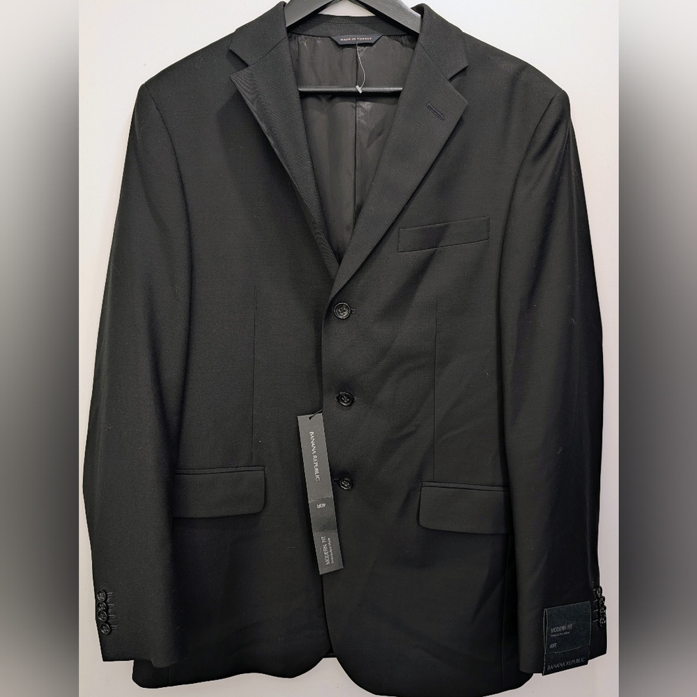 Banana Republic Modern Fit 3-Button Blazer | 40R | NWT